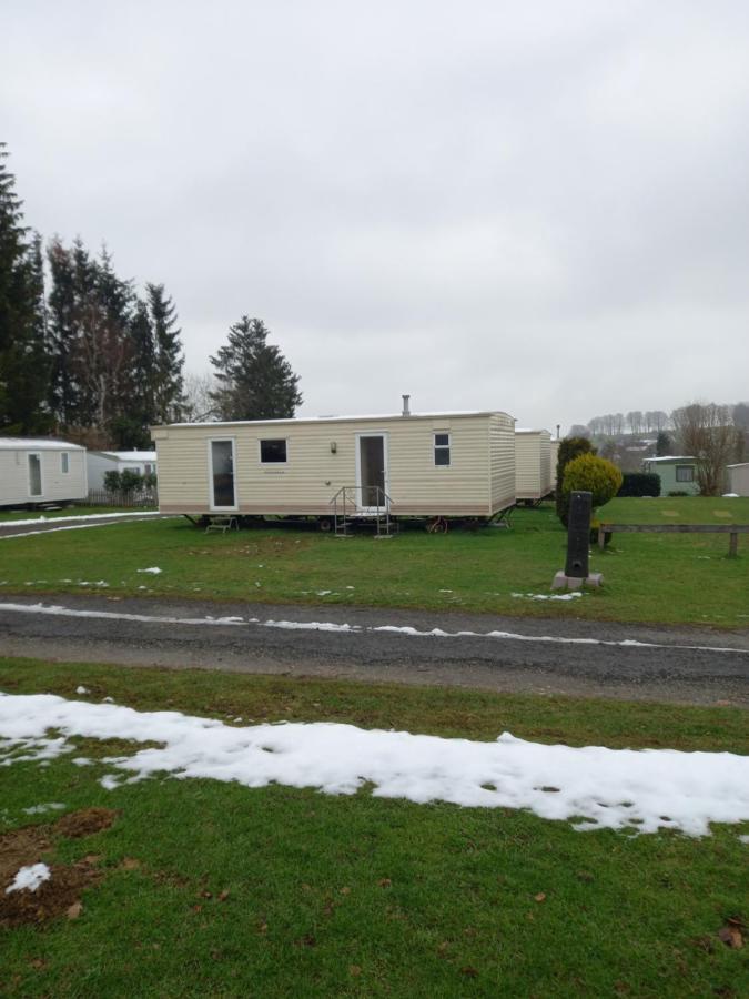 Camping Oos Heem Montenau Dış mekan fotoğraf